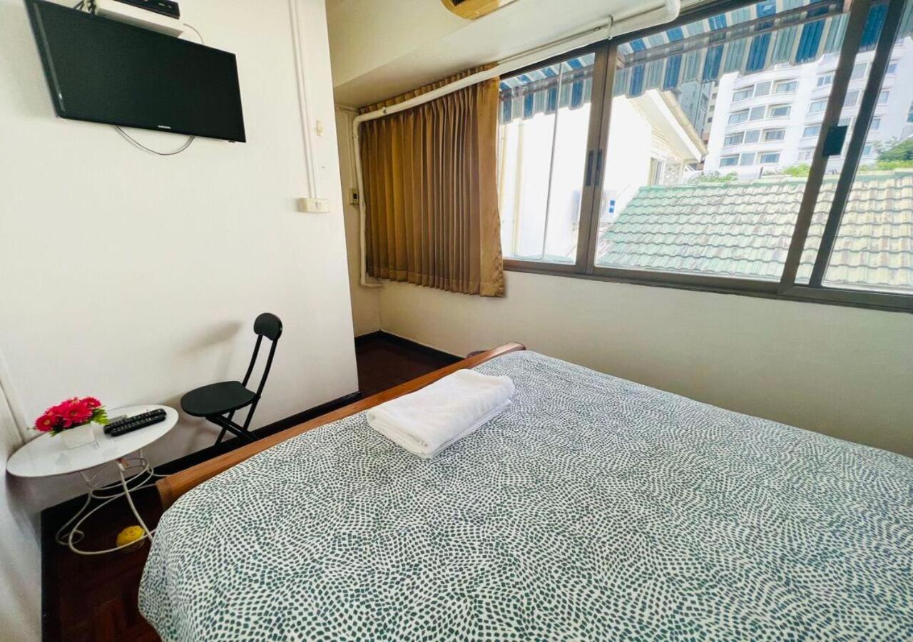 מלון בנגקוק Reehouse@Soi Cowboy/Asoke Bts מראה חיצוני תמונה