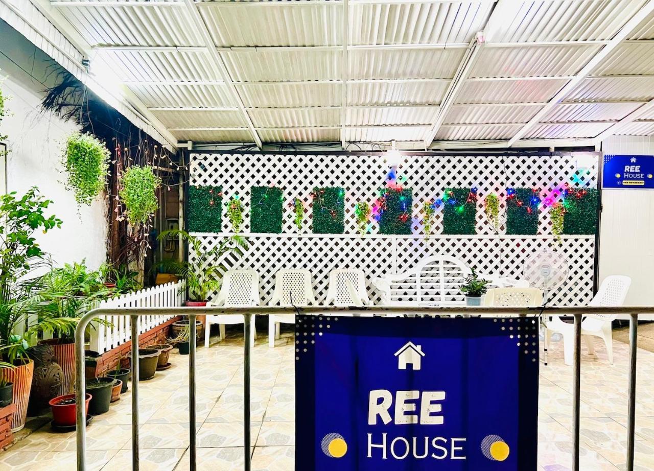 מלון בנגקוק Reehouse@Soi Cowboy/Asoke Bts מראה חיצוני תמונה