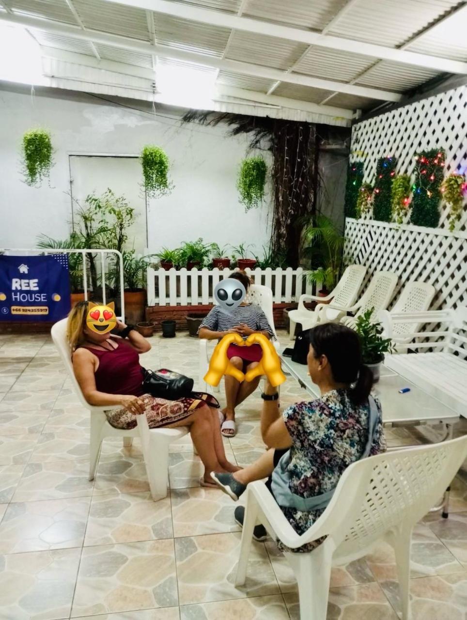 מלון בנגקוק Reehouse@Soi Cowboy/Asoke Bts מראה חיצוני תמונה
