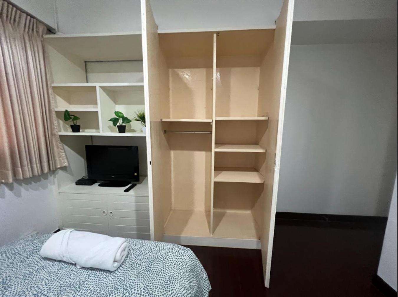 מלון בנגקוק Reehouse@Soi Cowboy/Asoke Bts מראה חיצוני תמונה