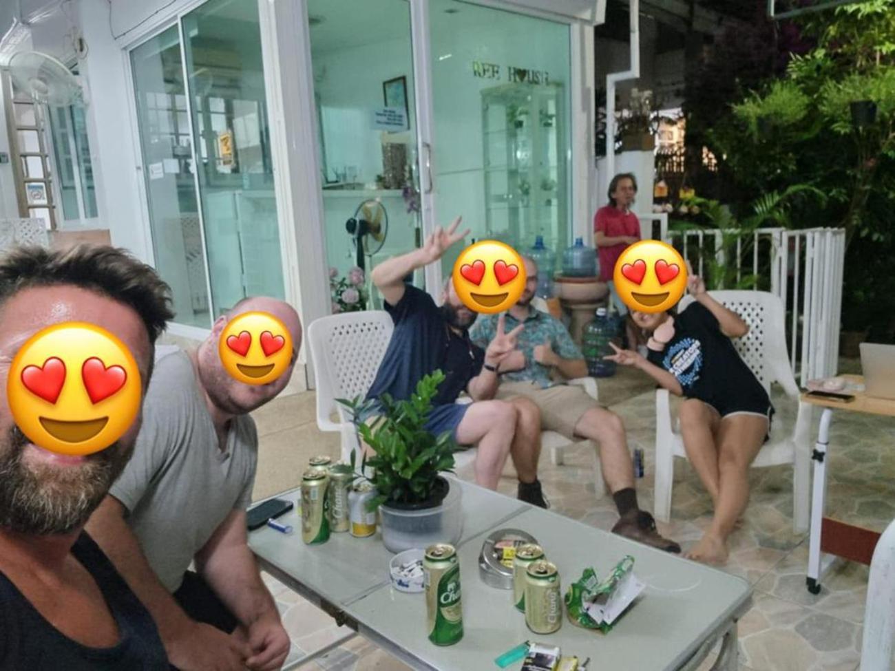 מלון בנגקוק Reehouse@Soi Cowboy/Asoke Bts מראה חיצוני תמונה